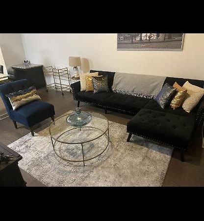 Luxurious 1Br Uptown Highrise/ Balcony With City View! Charlotte Eksteriør bilde
