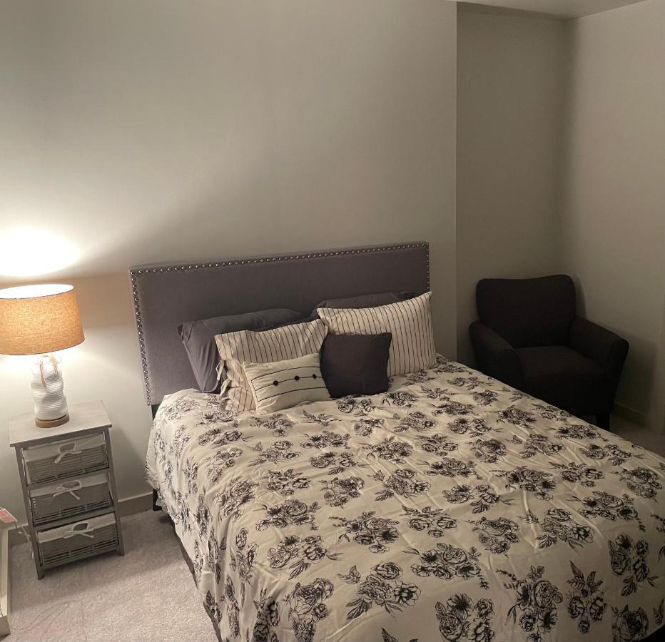 Luxurious 1Br Uptown Highrise/ Balcony With City View! Charlotte Eksteriør bilde